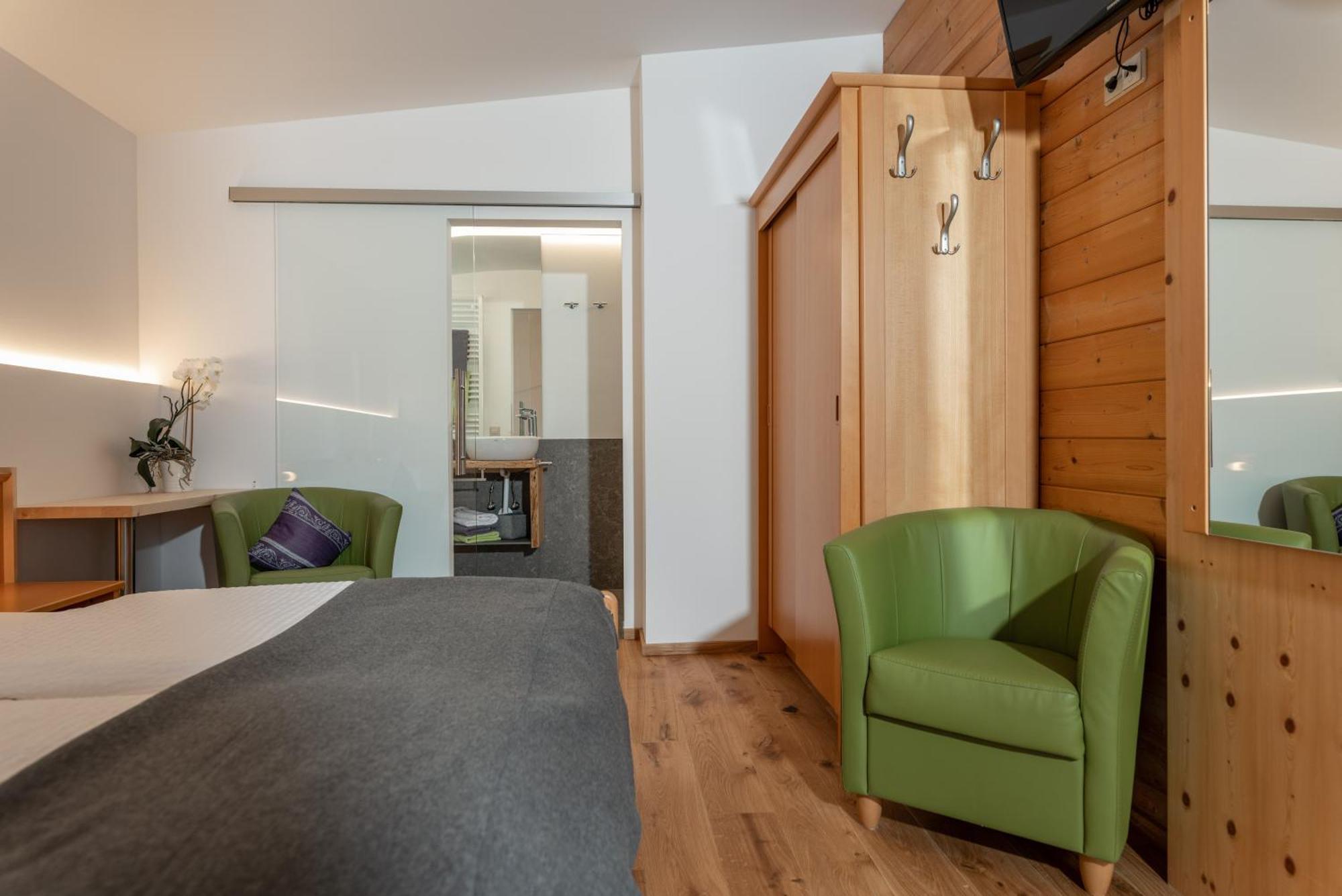 Wellnesshaus Reichelt Aparthotel Radstadt Phòng bức ảnh